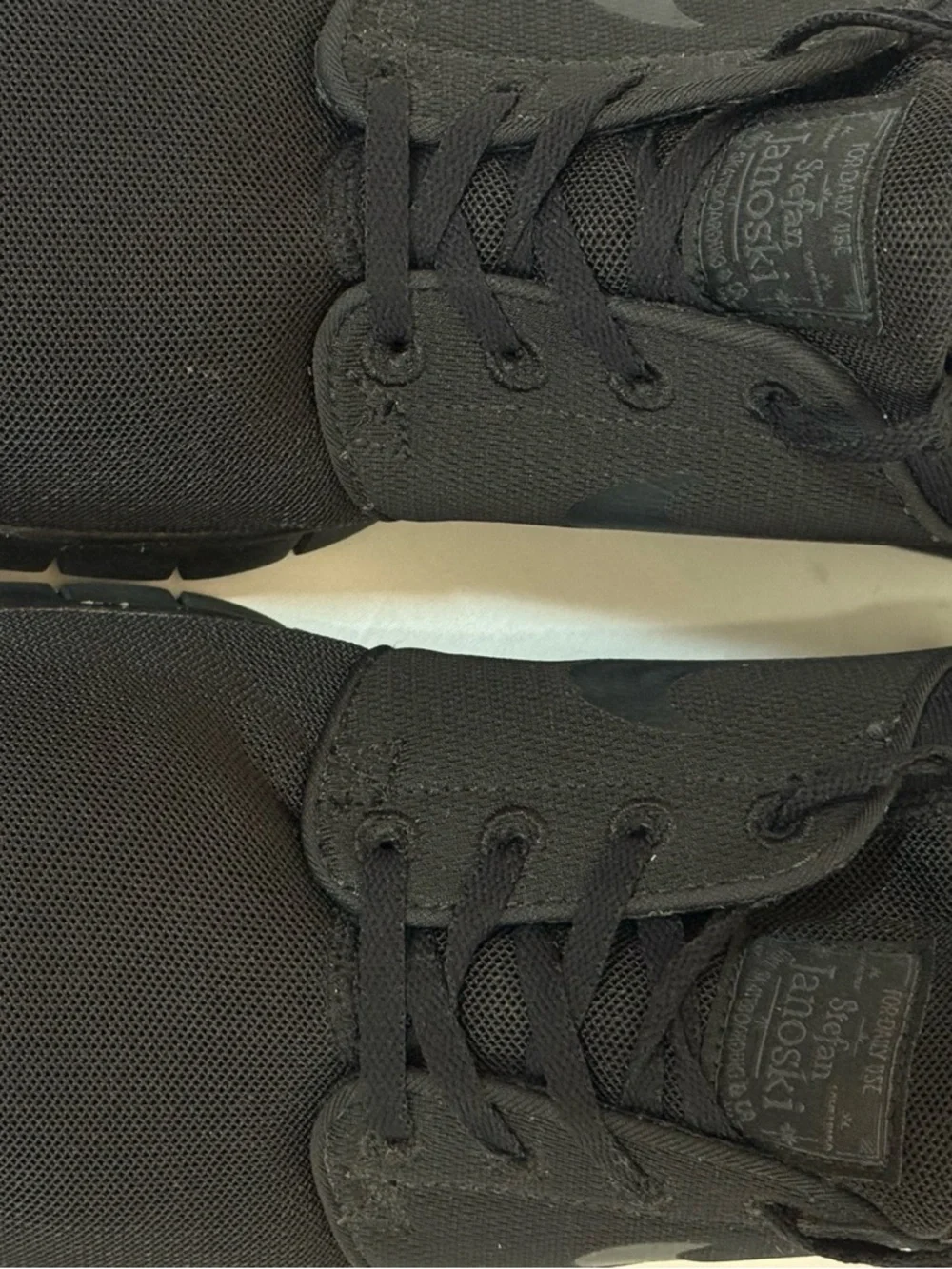 Nike Men’s Stefan Janoski Canvas Sneakers - Black Size 11 - Picture 7 of 8
